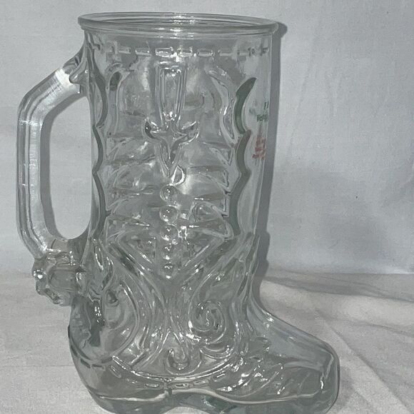 Boot-Shaped Glass   - Picture 3 of 8
